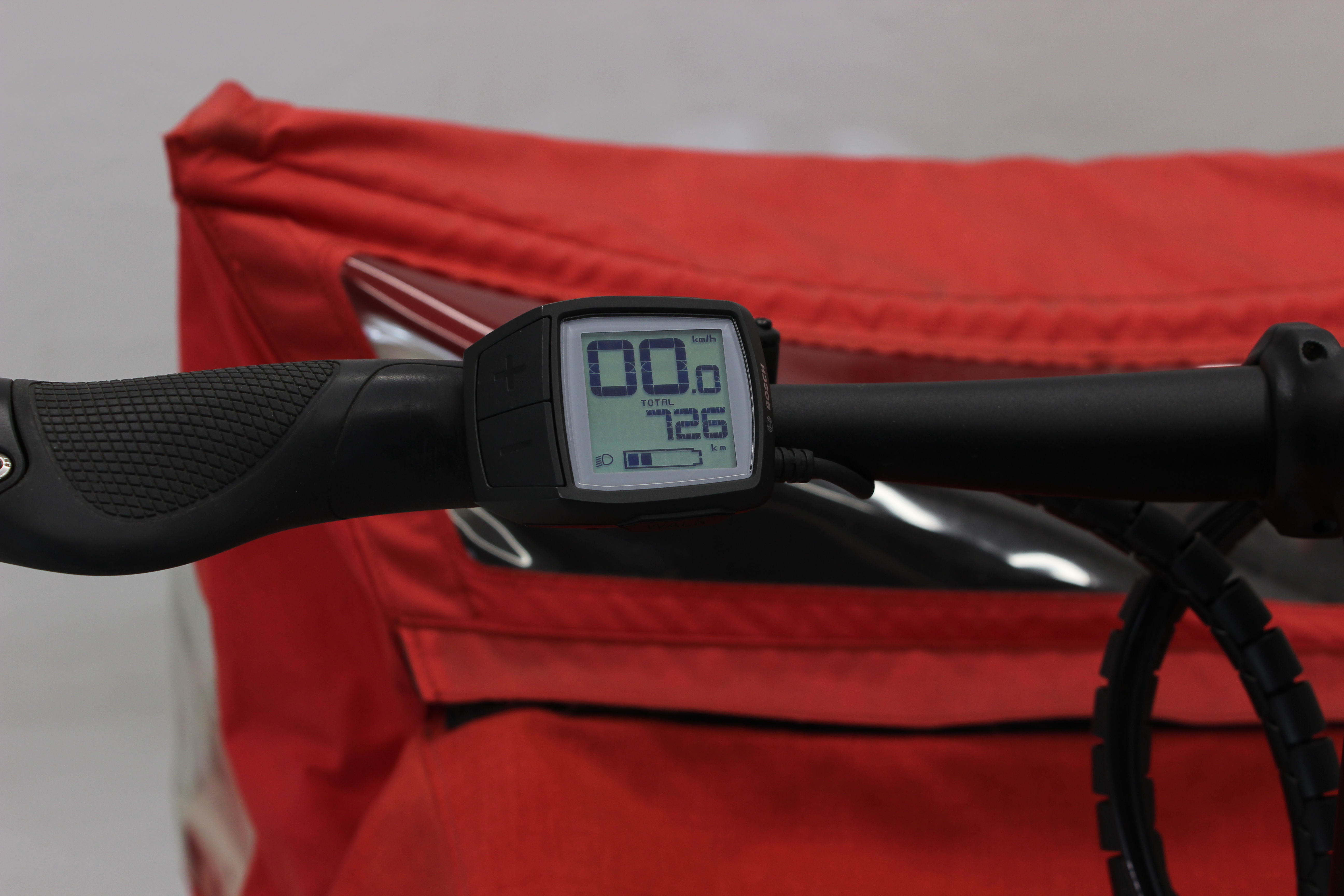 Riese & Müller Packster 80 vario urban mit Regenverdeck – Bild 6
