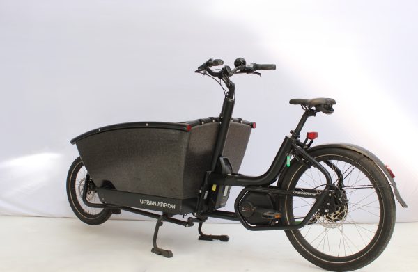 Urban Arrow Family Performance Plus mit Regenverdeck